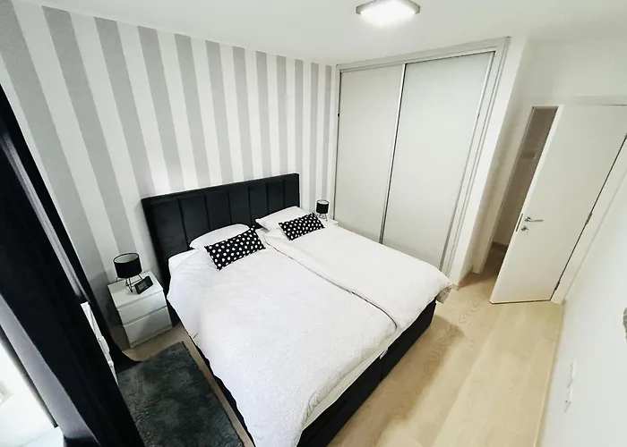 Bright Lux Διαμέρισμα *