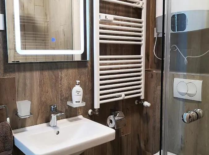 Διαμέρισμα Bright Lux Σουμπότικα